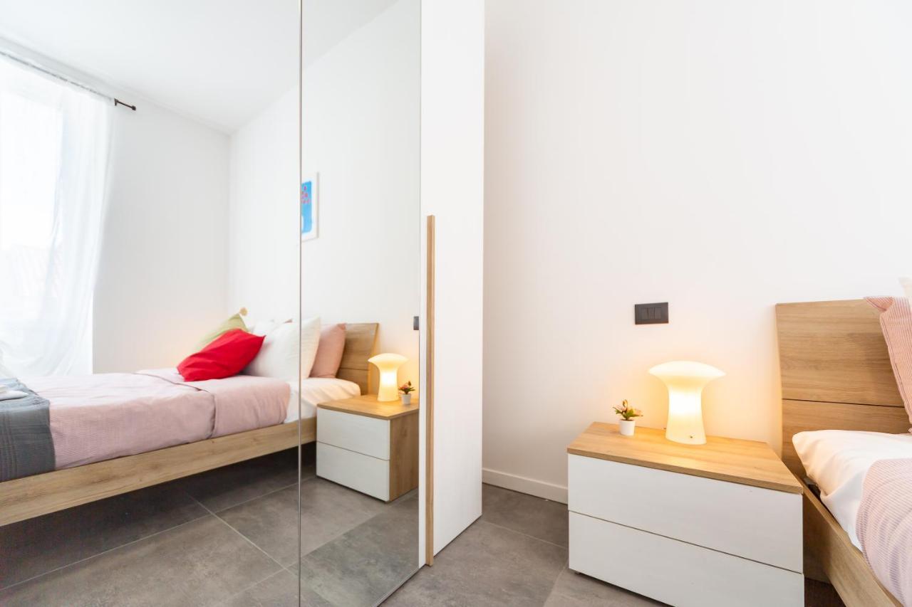 Khl Apartments Милано Екстериор снимка