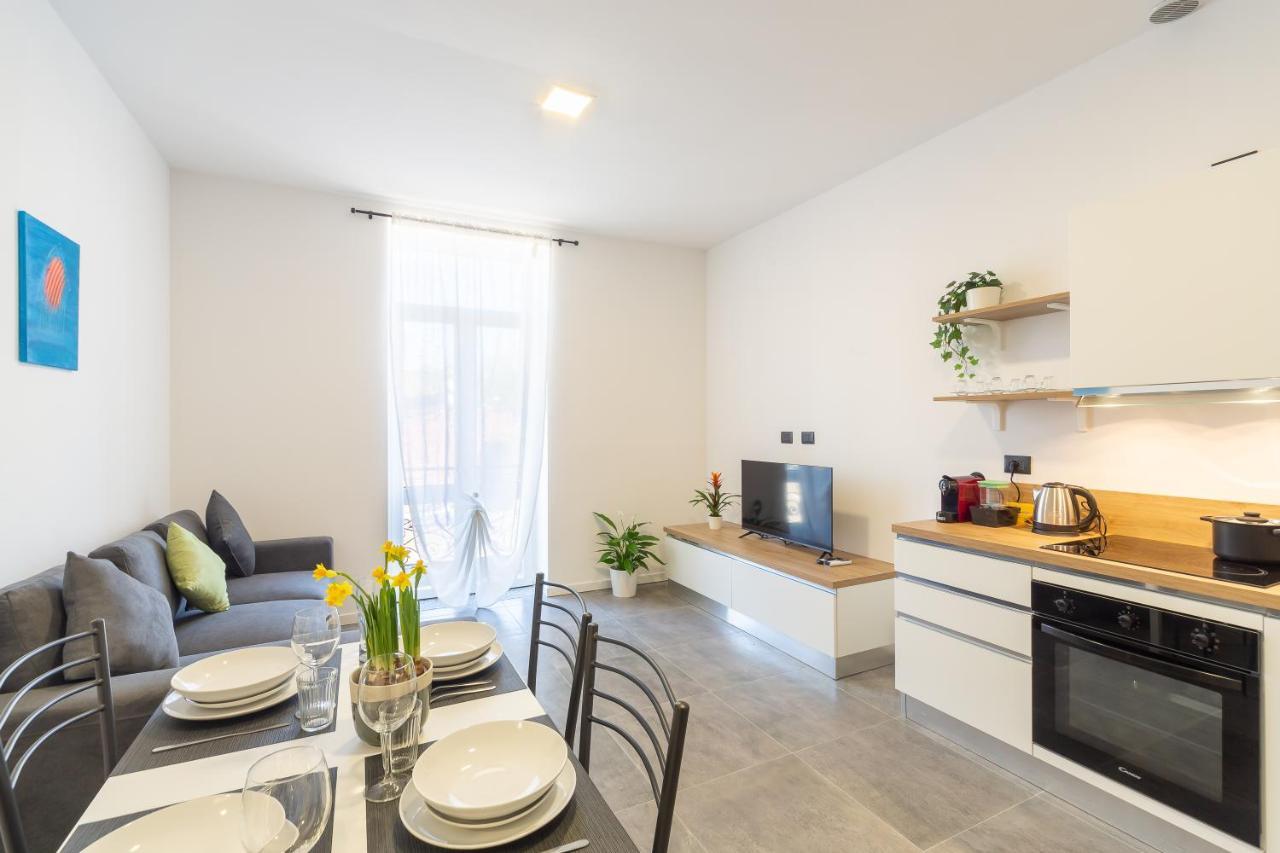 Khl Apartments Милано Екстериор снимка