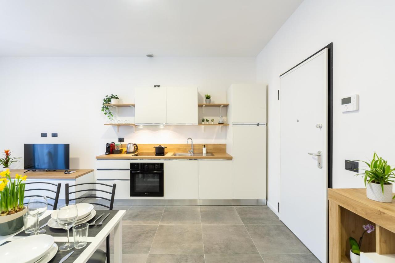 Khl Apartments Милано Екстериор снимка