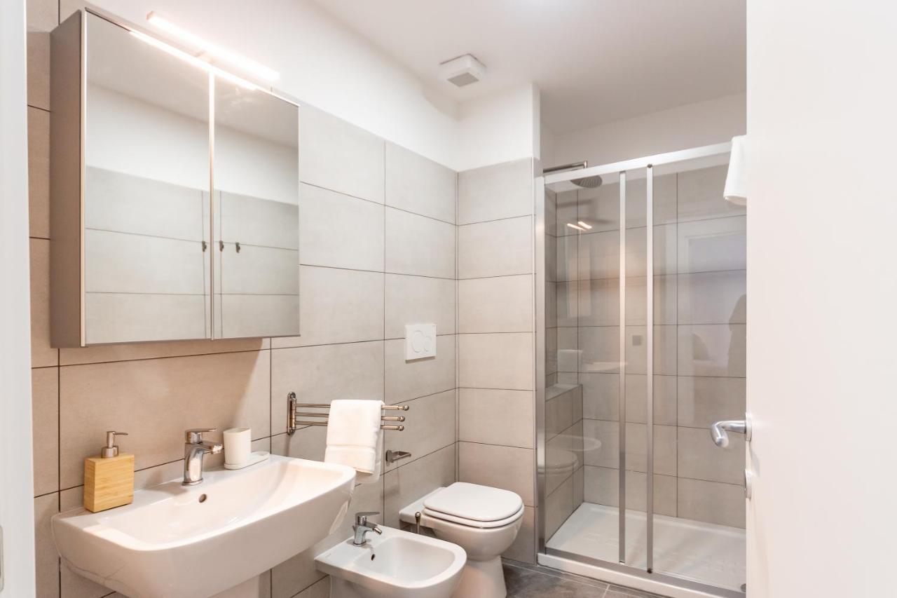 Khl Apartments Милано Екстериор снимка